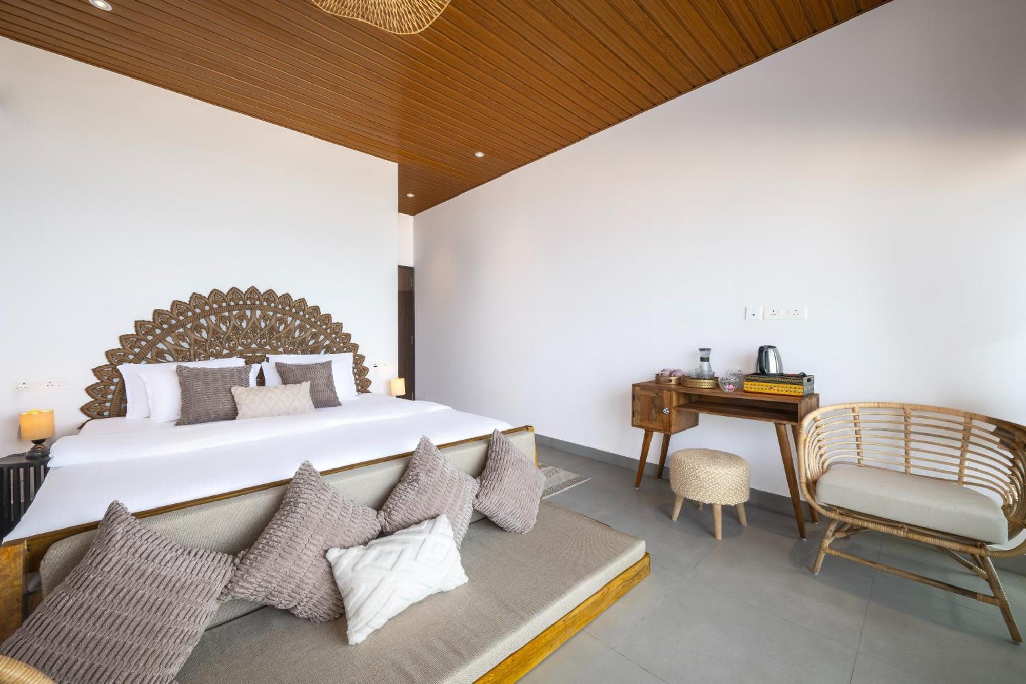 The Rose Goa Beach Resort Agonda Exteriör bild