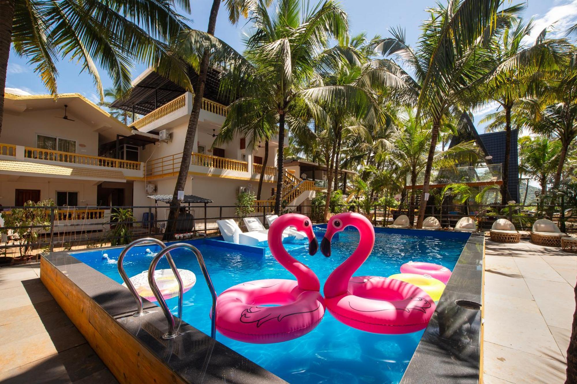 The Rose Goa Beach Resort Agonda Exteriör bild