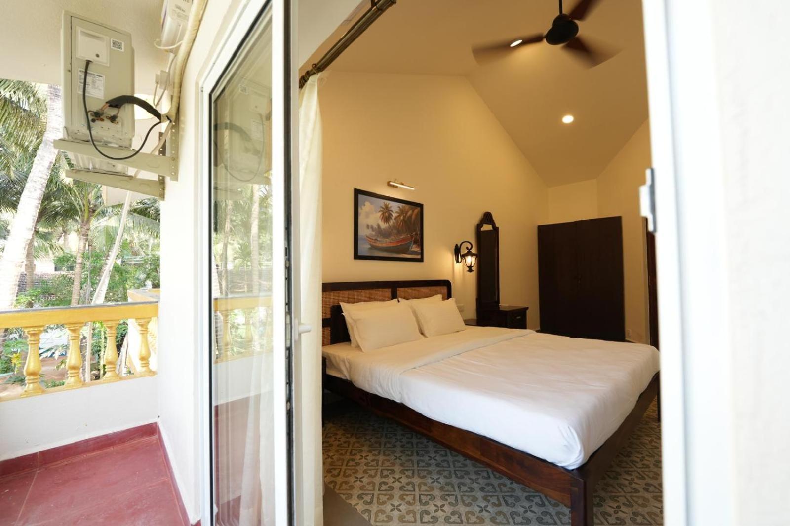 The Rose Goa Beach Resort Agonda Exteriör bild